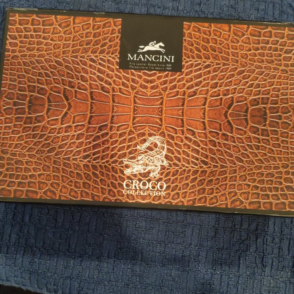 Mancini leather wallet